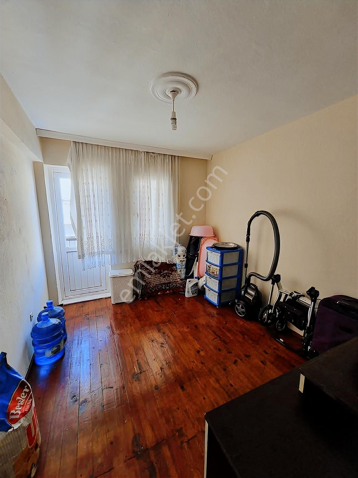 Foça Atatürk Mahallesinde Satılık 2+1 Daire - Görsel 6