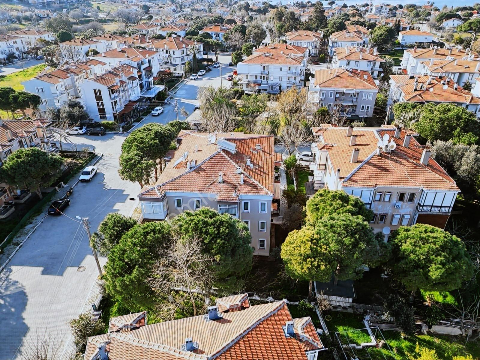 Foça Atatürk Mahallesinde Satılık 2+1 Daire - Görsel 33