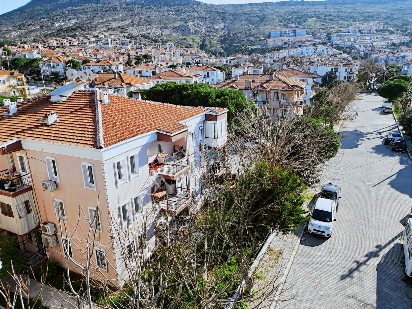 Foça Atatürk Mahallesinde Satılık 2+1 Daire - Görsel 24