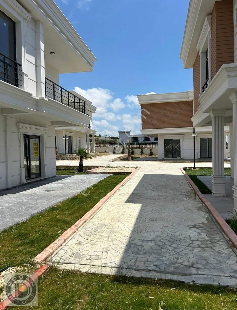 Büyükçekmece Celaliyede Satılık Site İçinde Sıfır Villa - Görsel 14