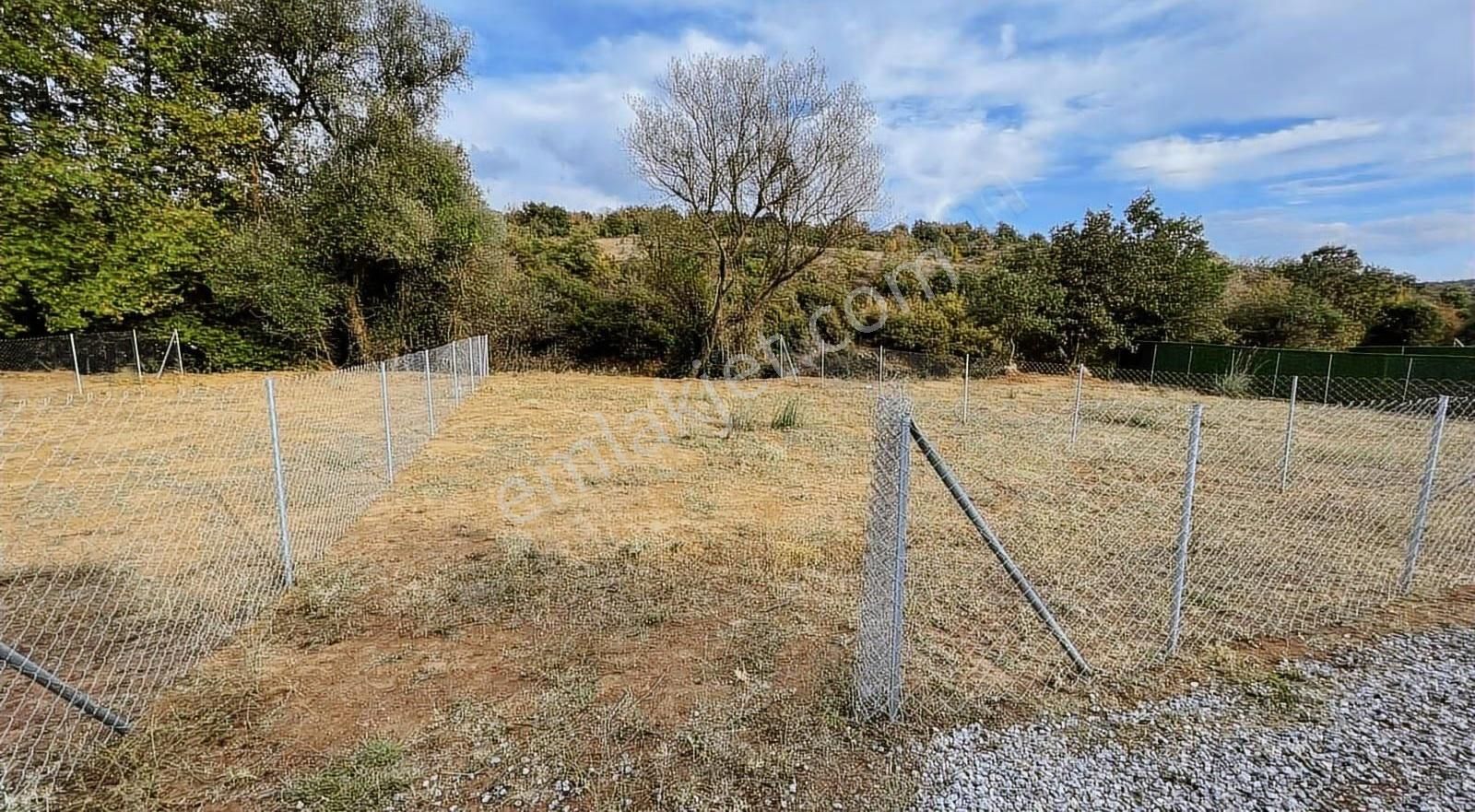 Mollafenari De 225 M2 Dere Kenarı Yeri Belli Cevrili Tarla - Görsel 10