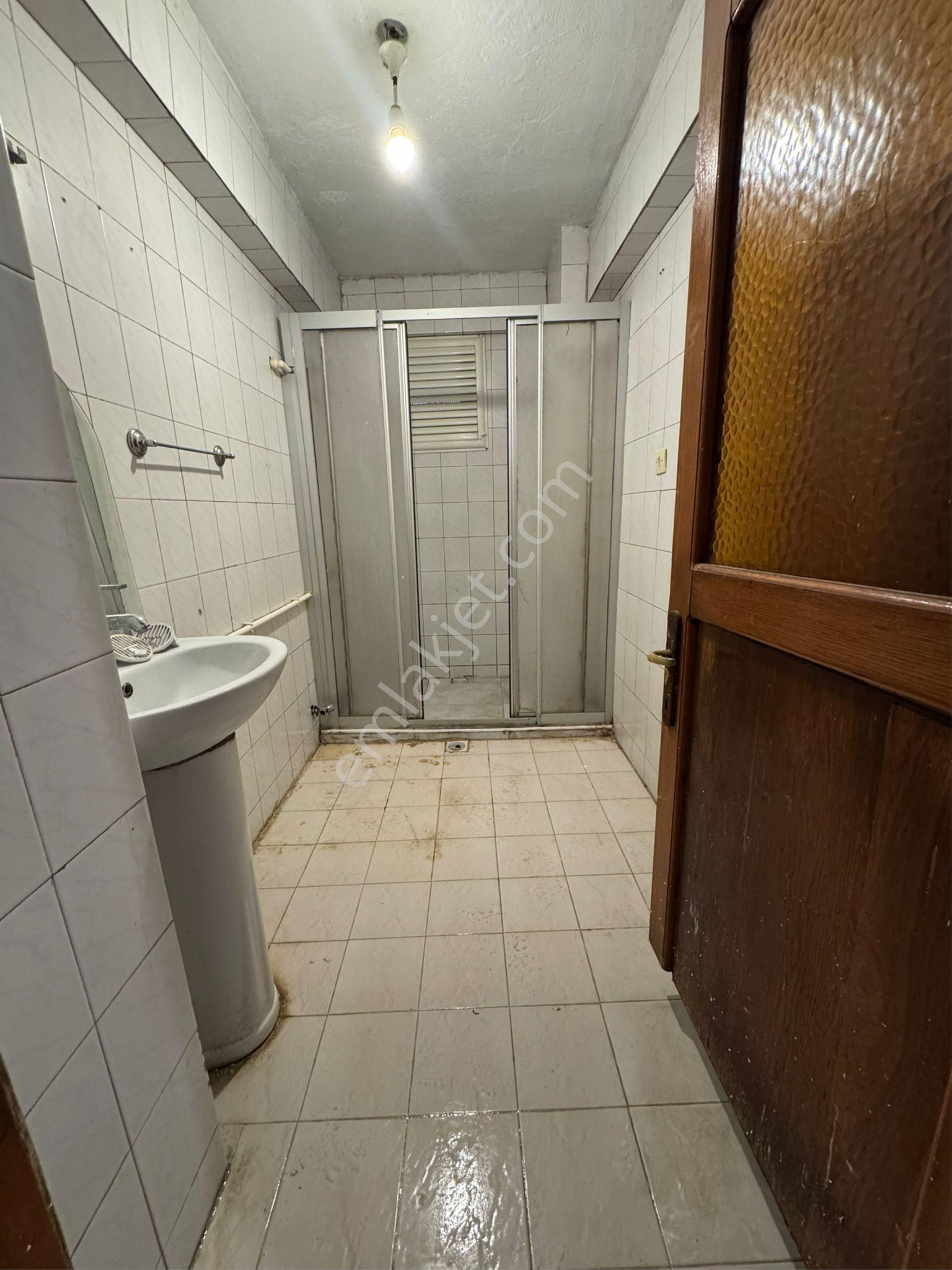 Delta’dan 3+1 Sağlam Bina 130m2 Temiz Kiralık Yüksek Giriş Daire - Görsel 8