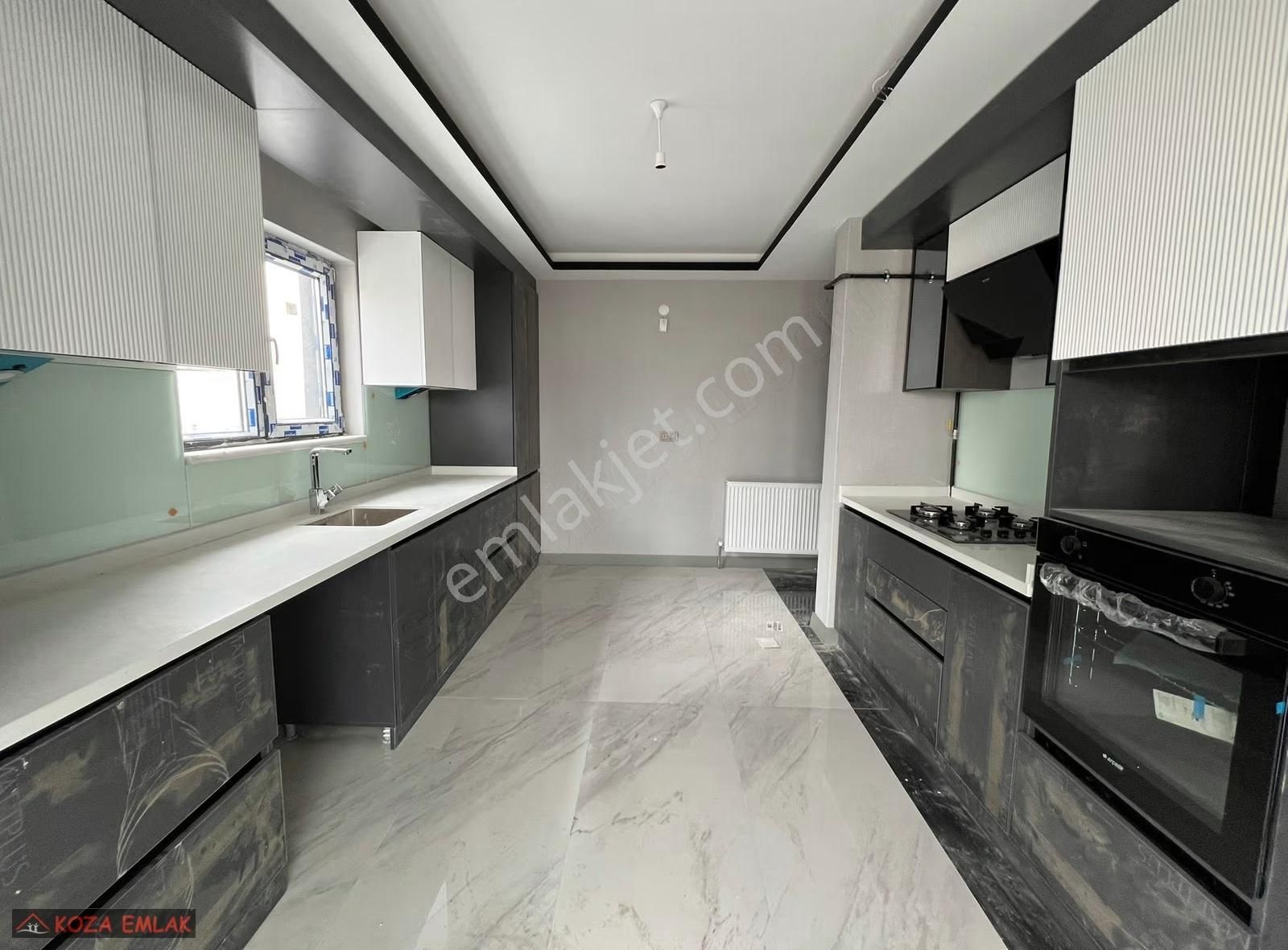 Koza Emlaktan Mevlana Mah. Melisa Garden'dan 3+1 Ara Katta Daire - Görsel 6