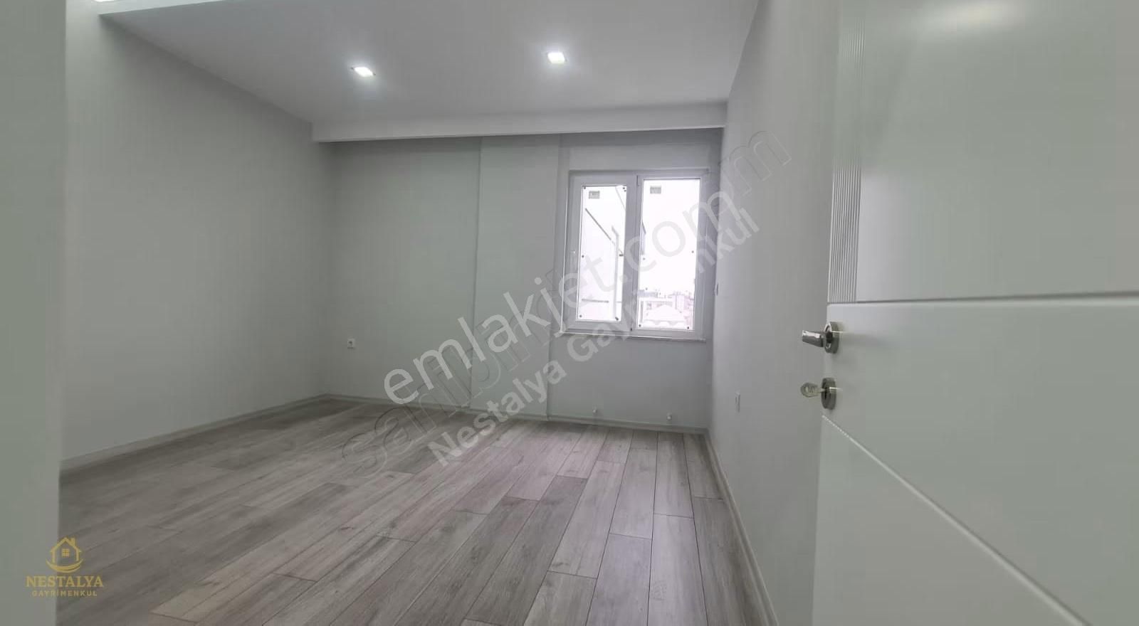Göksu'da Site İçerisinde Havuzlu 2+1 Eşşiz Sıfır Lüx Daire - Görsel 22