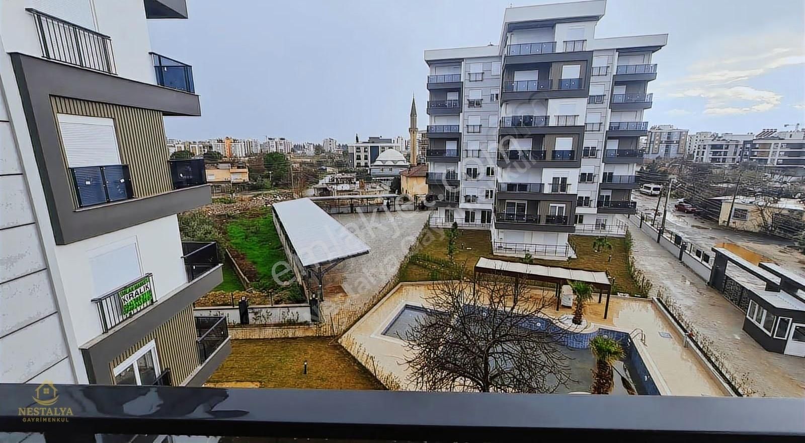 Göksu'da Site İçerisinde Havuzlu 2+1 Eşşiz Sıfır Lüx Daire - Görsel 5