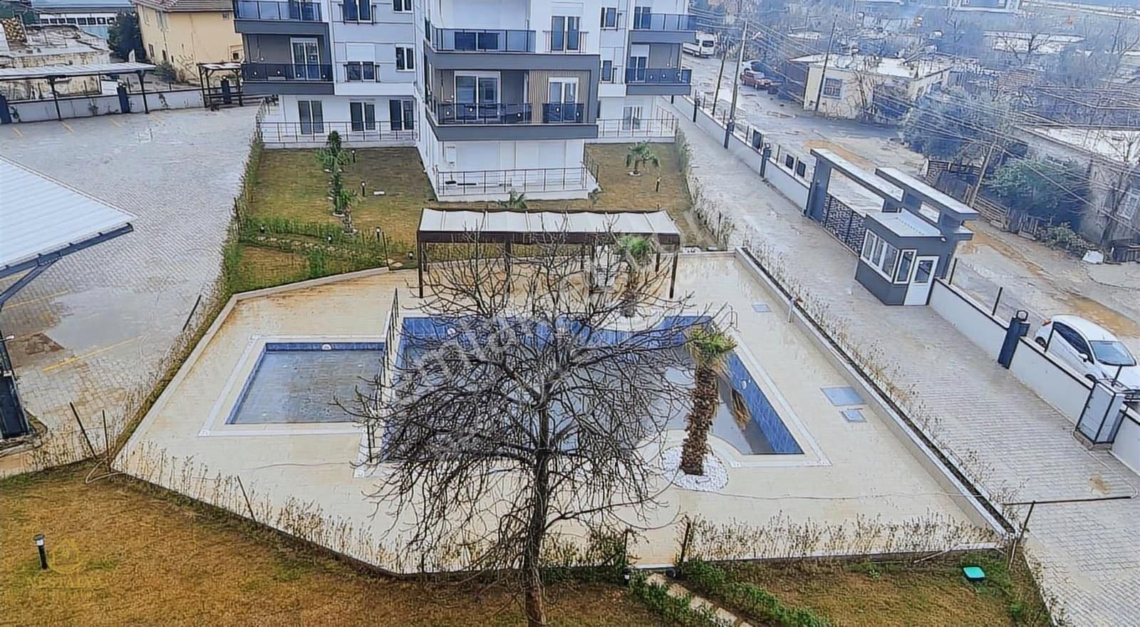 Göksu'da Site İçerisinde Havuzlu 2+1 Eşşiz Sıfır Lüx Daire - Görsel 29