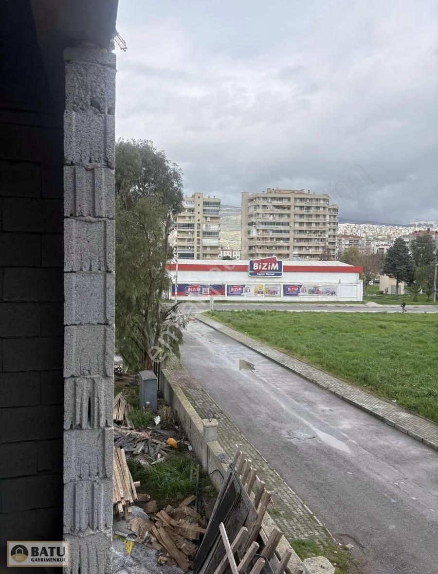 Bayraklı Fırsat 3+1 Daire - Görsel 13