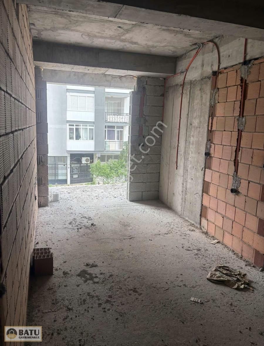 Bayraklı Fırsat 3+1 Daire - Görsel 18