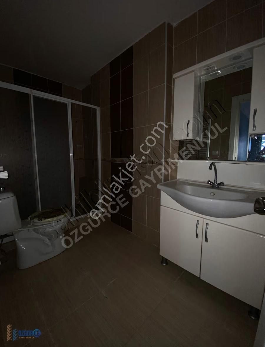 Özgürce Gyd'den Çayırova Adem Yavuz Mah.satılık 2+1 Daire - Görsel 15