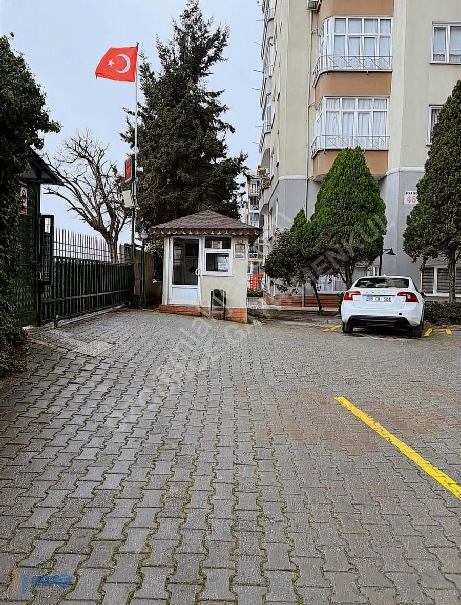 Özgürce Gyd'den Kristal Cam Sitesinde 3+1 Ara Kat Daire - Görsel 29