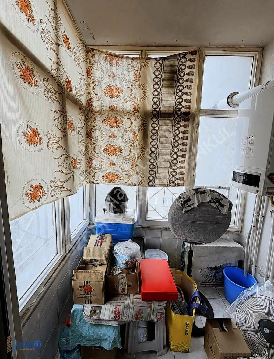 Özgürce Gyd'den Kristal Cam Sitesinde 3+1 Ara Kat Daire - Görsel 8