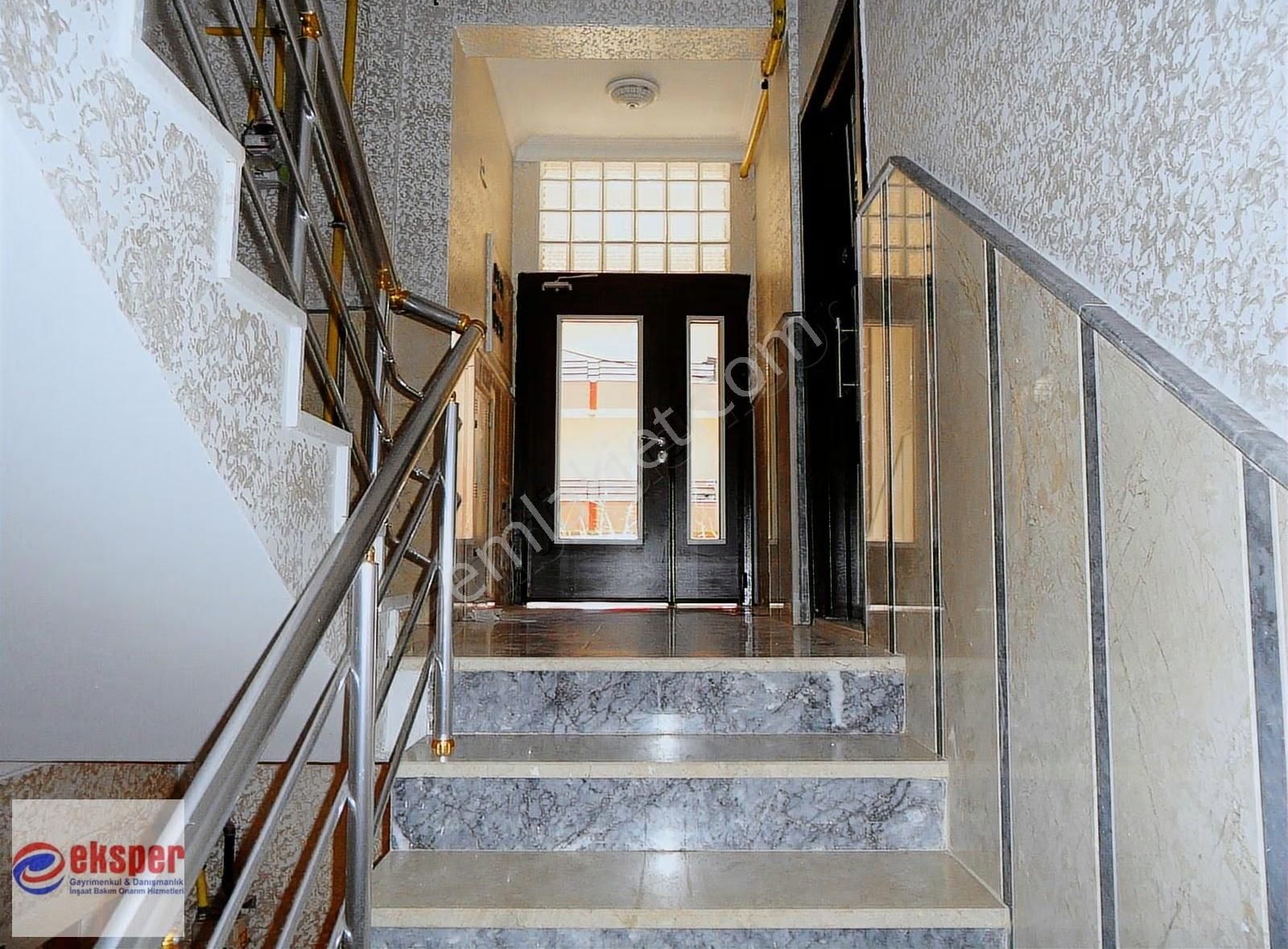 Konakta Metroya 5 Dakika 2+1 Daire - Görsel 18