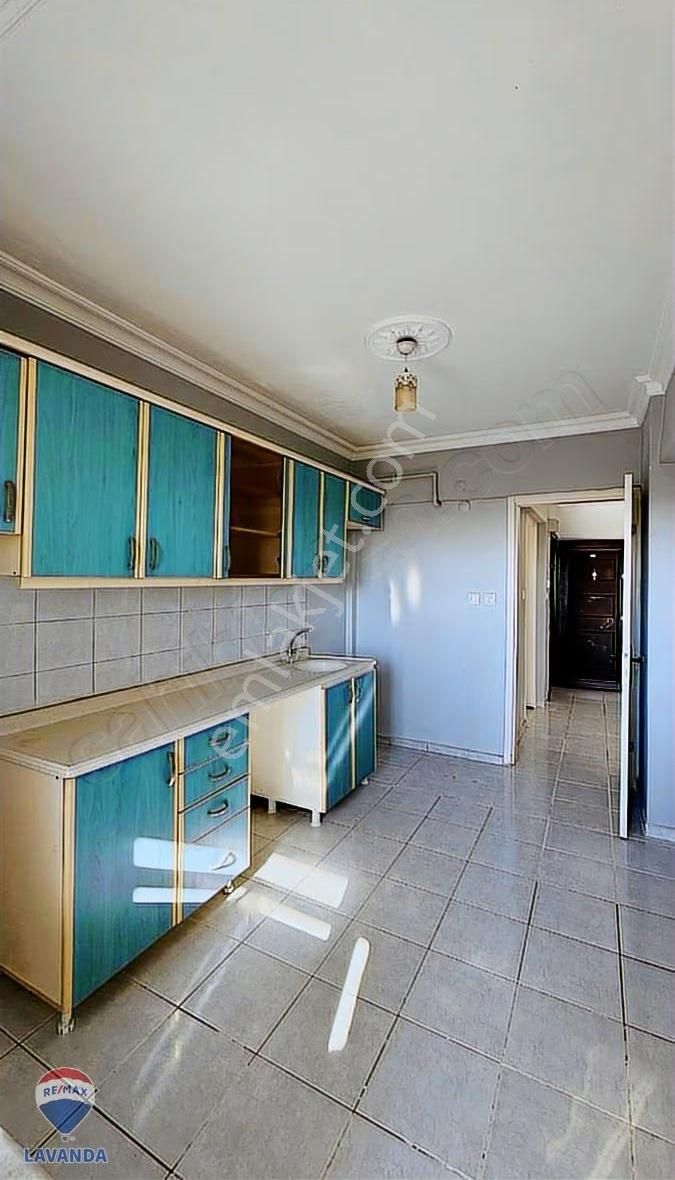 Remax Lavanda Dan Belediye Konutlarında Satılık 3+1 - Görsel 15