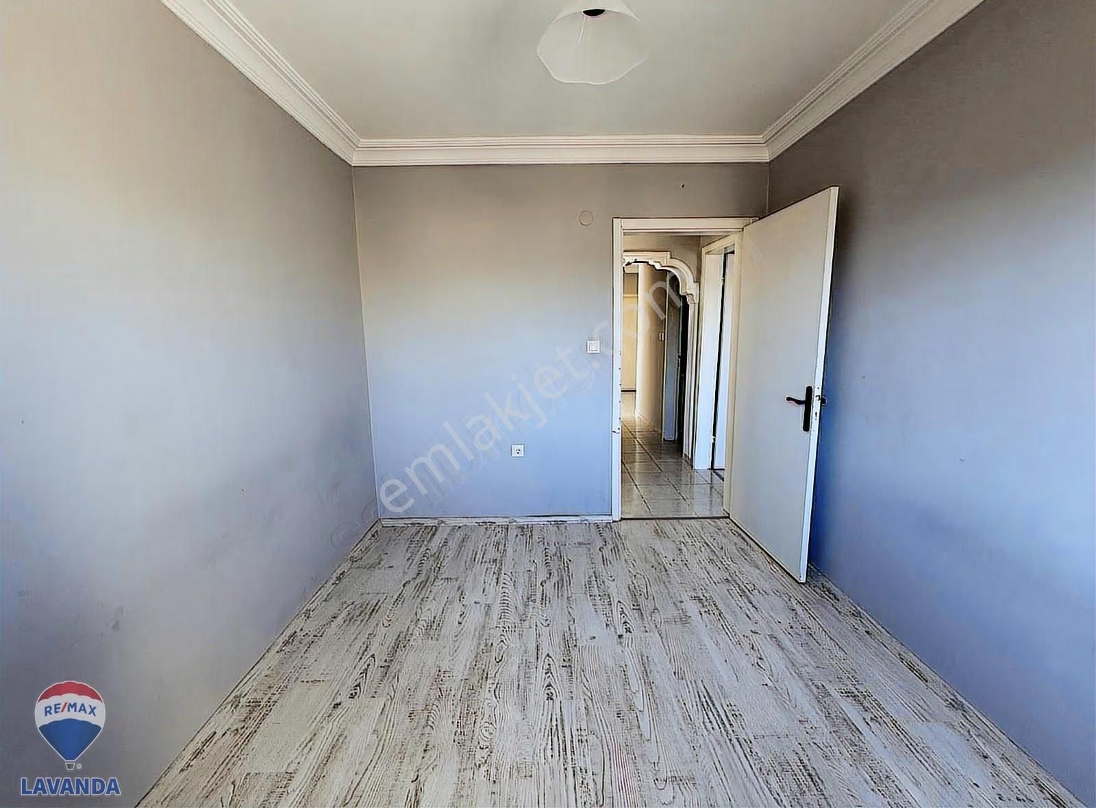 Remax Lavanda Dan Belediye Konutlarında Satılık 3+1 - Görsel 24