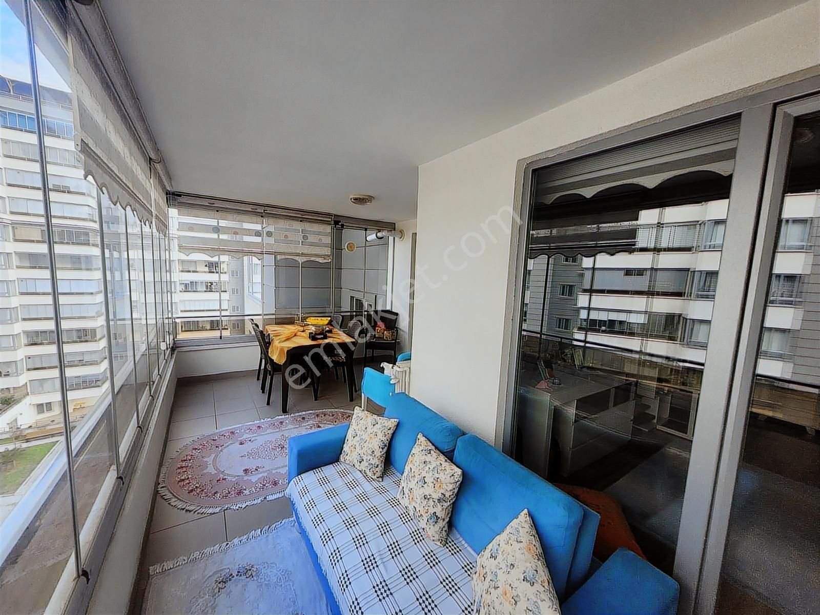 Liva Park Sitesi Havuz Manzaralı Katta Tek Satılık 4+1 Daire - Görsel 8