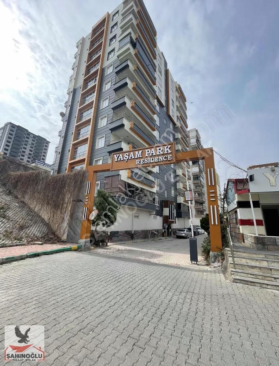 Csm Gayrimenkul Den Yaşampark Sitende Full Yapılı 4+1