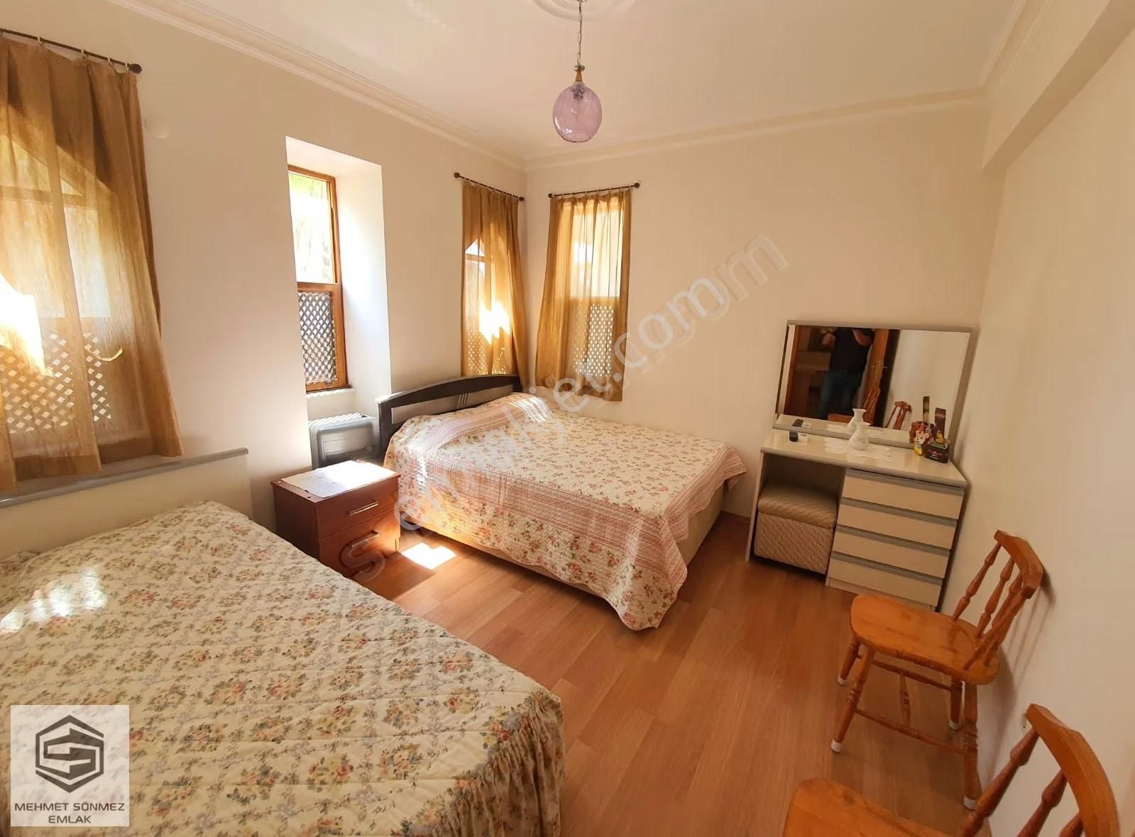 Denize Yürüme Mesafesinde Katta Eşyalı Ayrı Mutfaklı 2+1 - Görsel 11