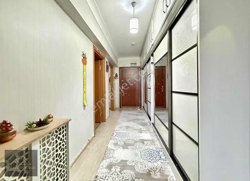 Has Gayrimenkul Hastane Yakını Sitede 3+1 Yapılı Geniş Daire - Görsel 15
