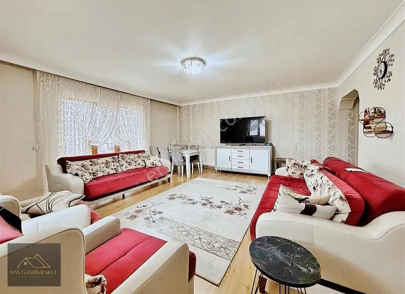 Has Gayrimenkul Hastane Yakını Sitede 3+1 Yapılı Geniş Daire - Görsel 32