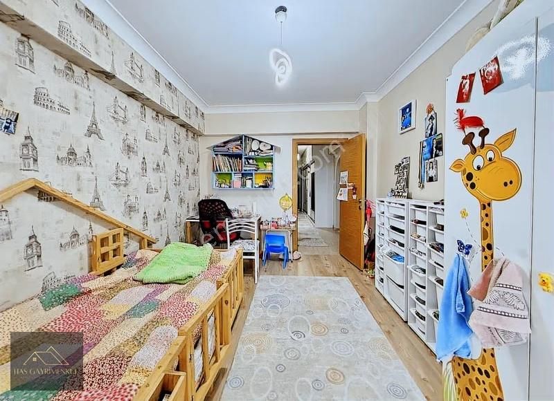 Has Gayrimenkul Hastane Yakını Sitede 3+1 Yapılı Geniş Daire - Görsel 26