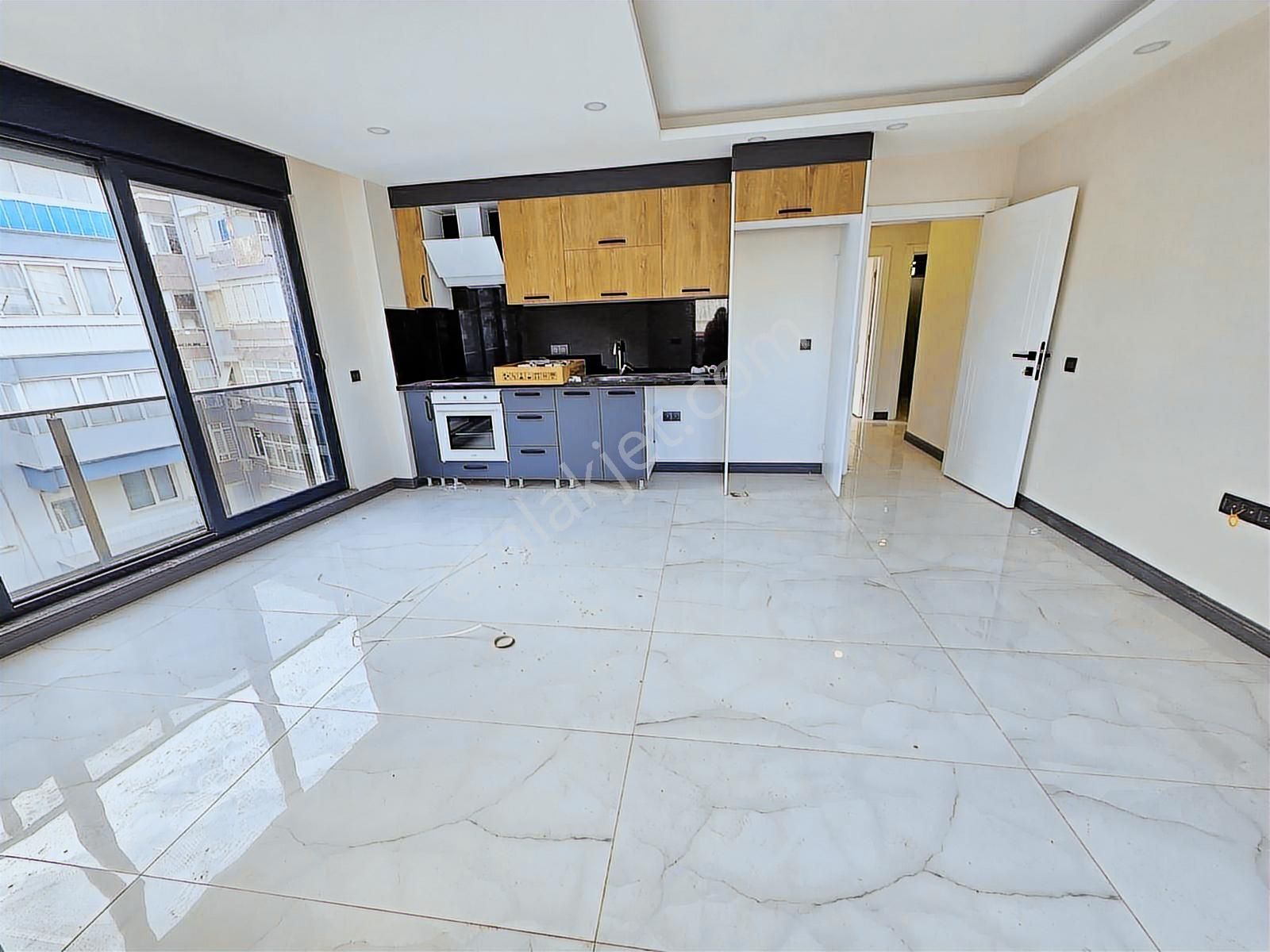 Işıklar'da Kiralık 2+1 Sıfır Daire