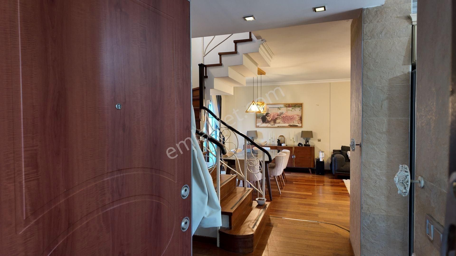 Sancaktepe Green Hill Sitesi En İyi Konumda Satılık 4+1 Tripleks Villa - Görsel 9