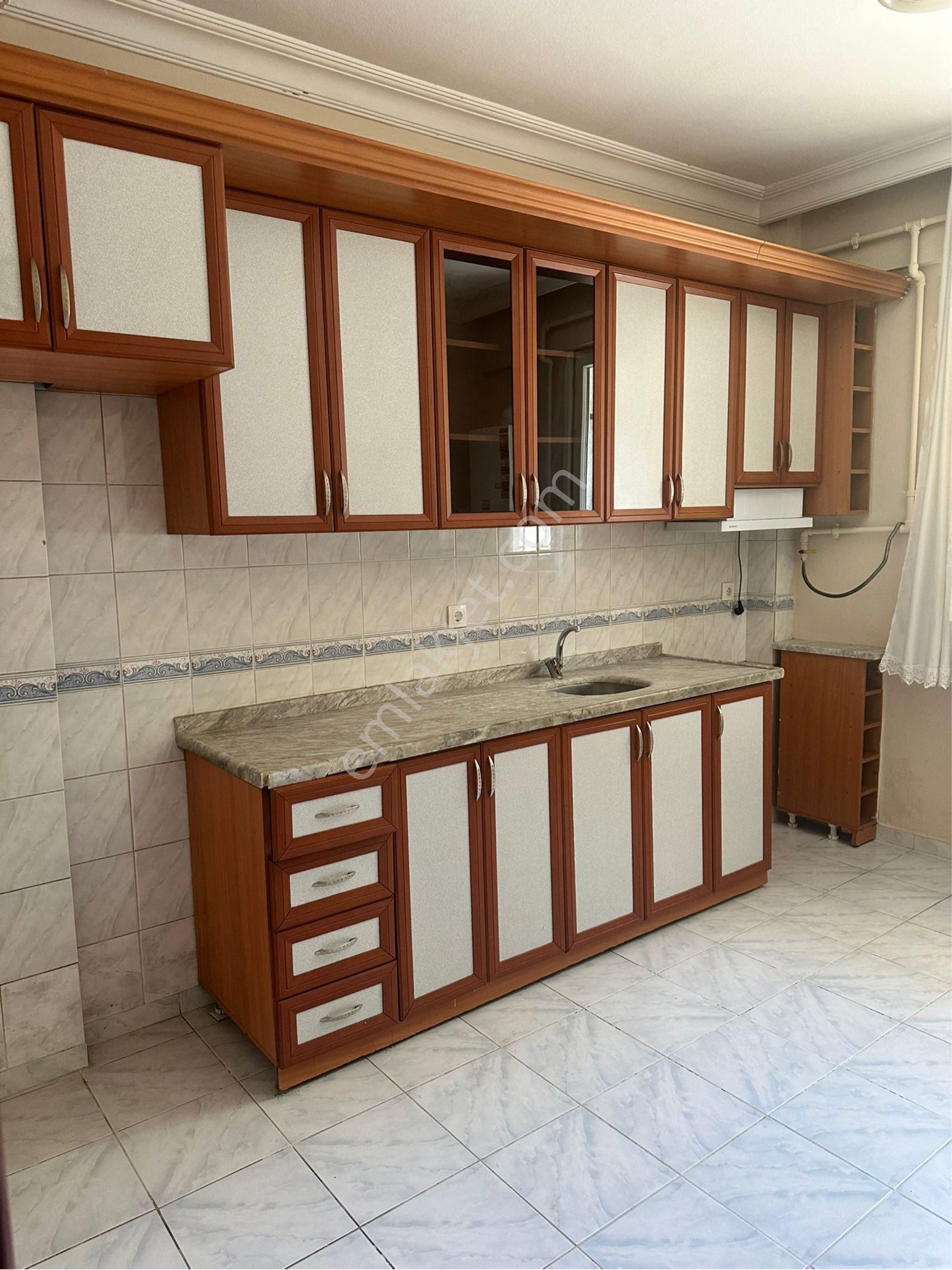 Ümraniye Finanskent’te 100 M² Müstakil 3+1 Giriş Kat – Merkezi Konum - Görsel 12