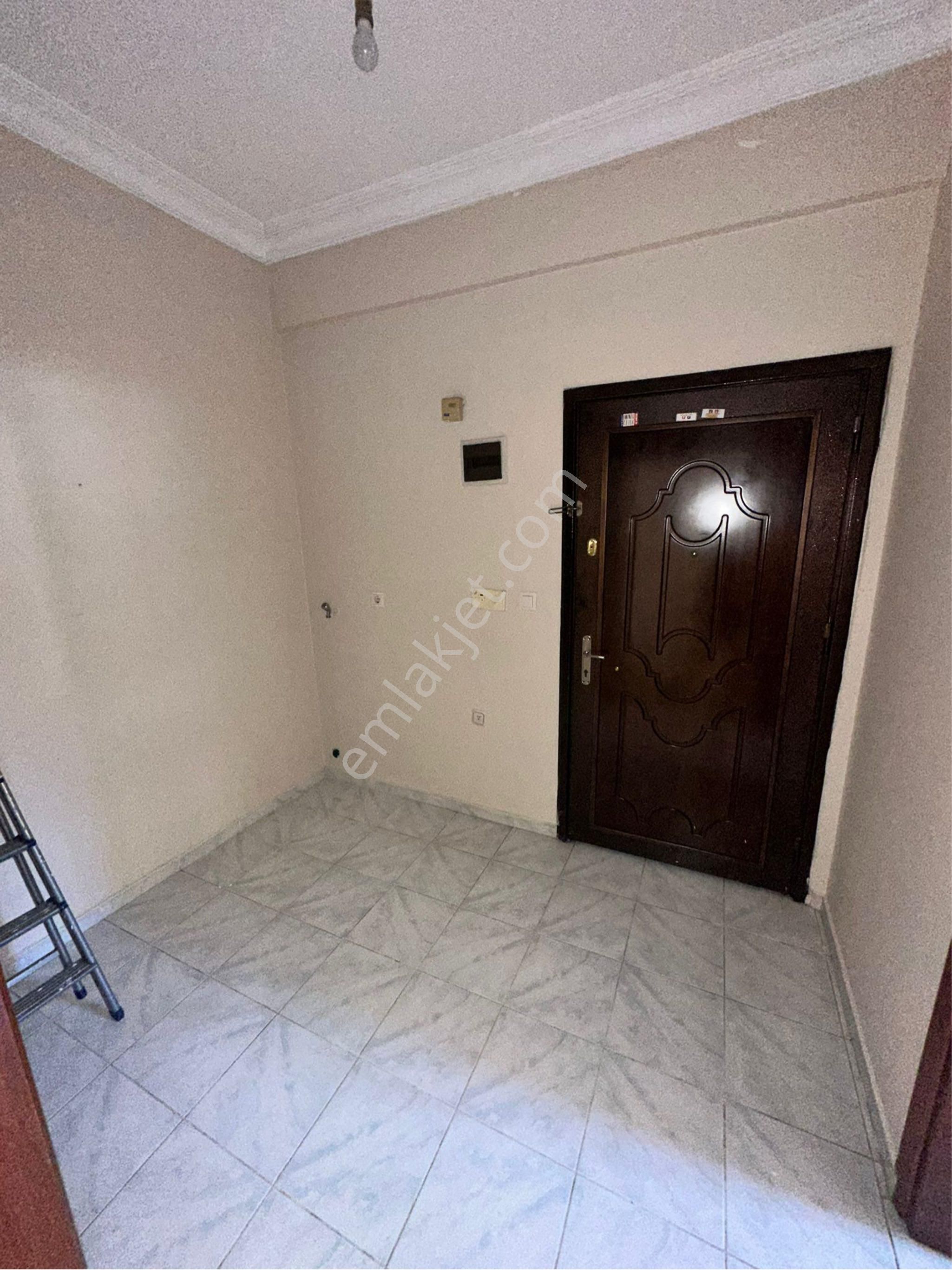 Ümraniye Finanskent’te 100 M² Müstakil 3+1 Giriş Kat – Merkezi Konum - Görsel 2