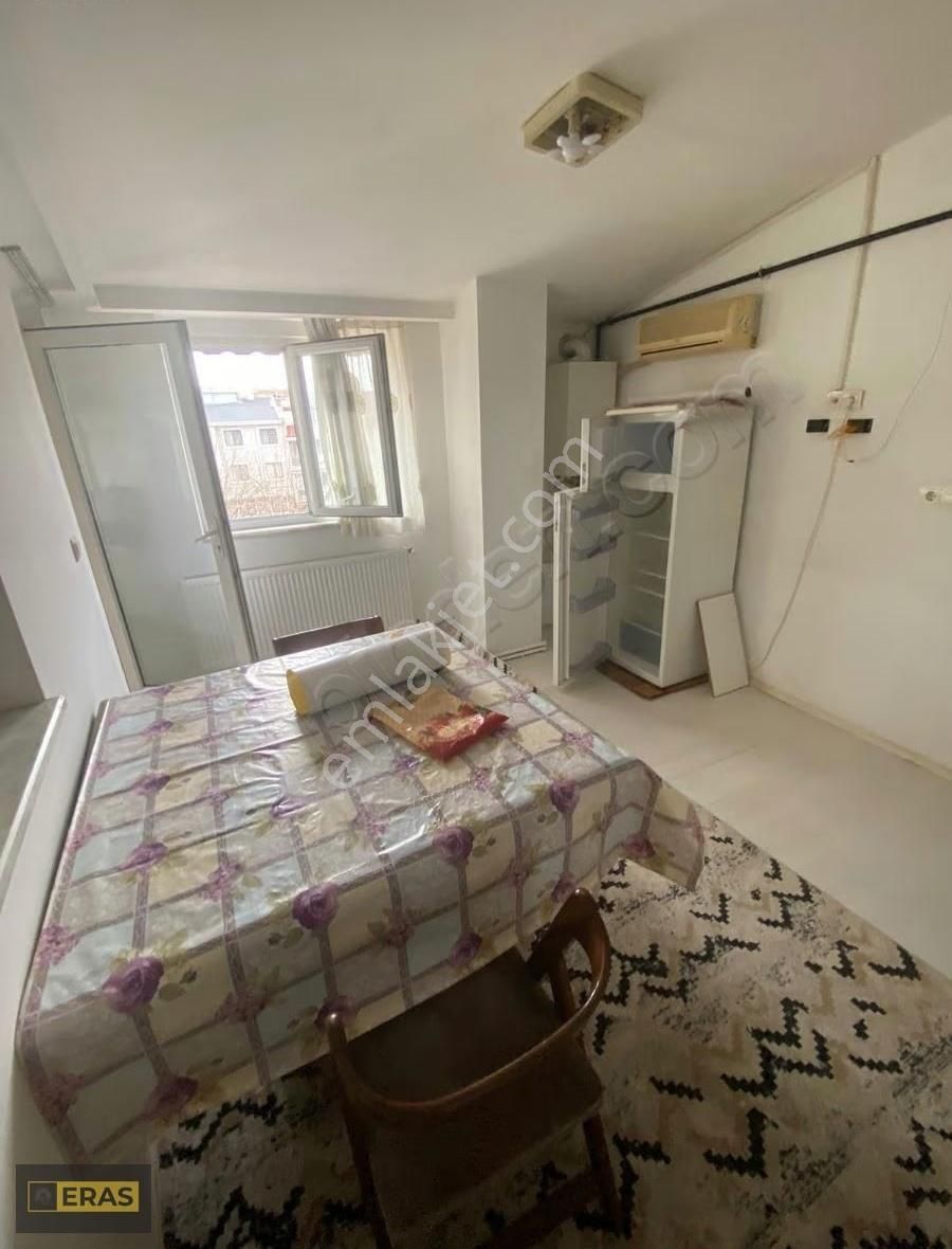 İstiklal Mahallesinde Kiralık 2+1 Apart - Görsel 8