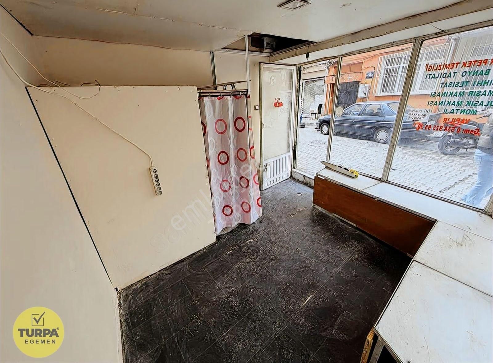 Karşıyaka Tuna'da Köşe Konumda 12m² Kiralık Dükkan - Görsel 3