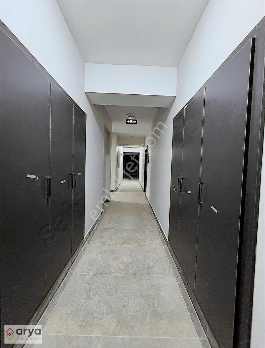 Velibaba Merkezde Cadde Üzeri Cam Balkonlu,sıfır 3+1 Daire - Görsel 3