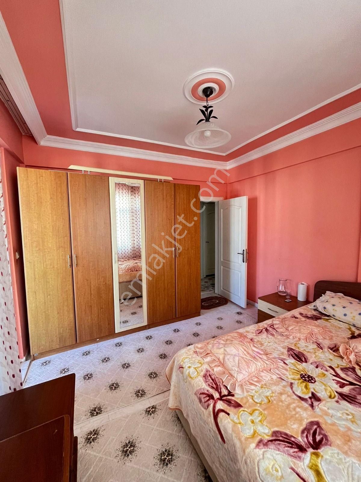 Denize Sıfır Site İçerisinde Aile - Görsel 12
