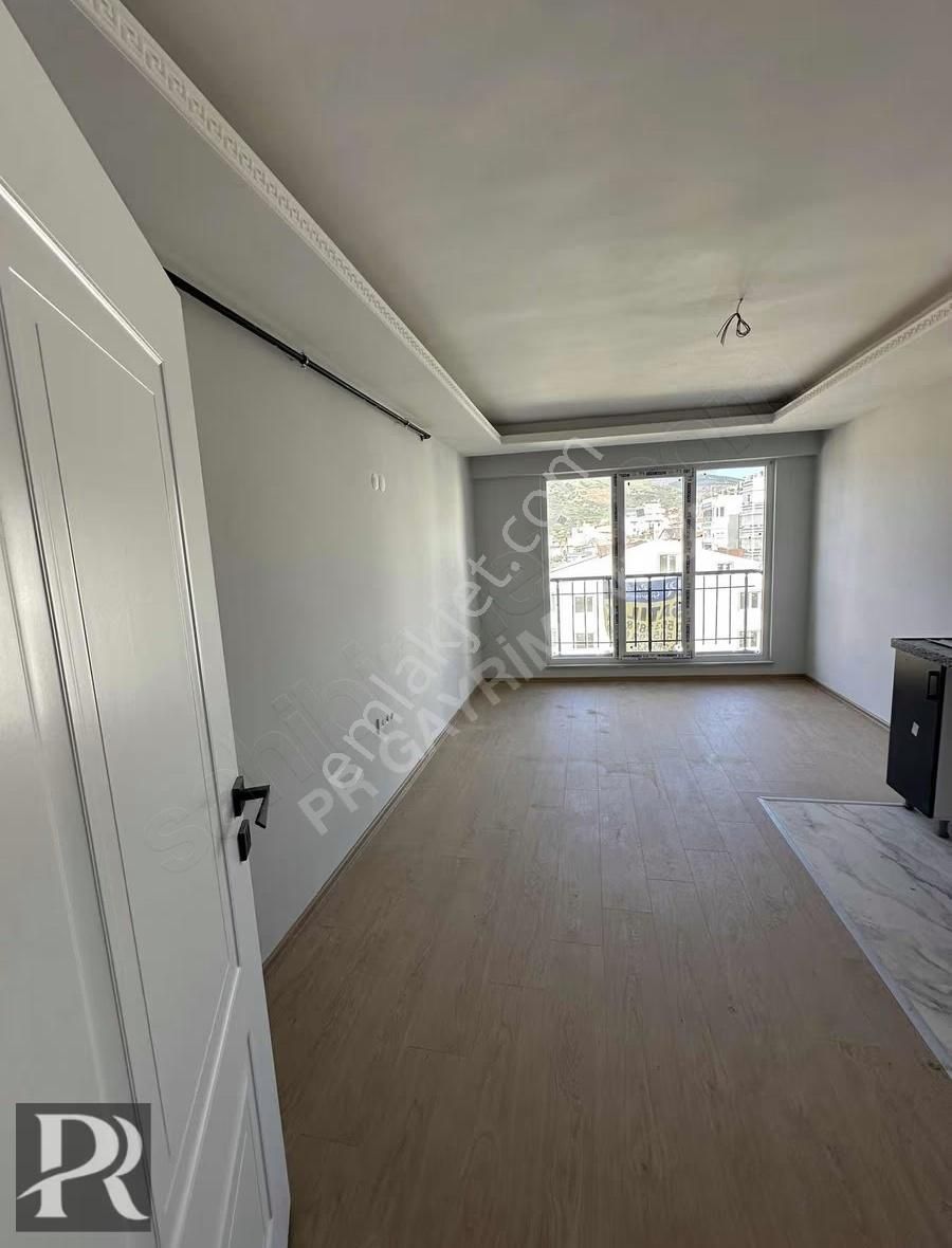 P&r Gayrimenkulden Deniz Manzaralı Satılık 1+1 Daire - Görsel 5