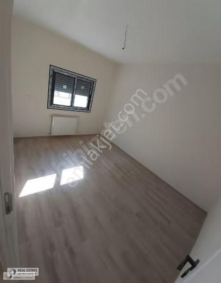 Ahmet Priştina Kült. Merkezi Arkası_ızban Yakın_arakat Sıfır 2+1 - Görsel 9