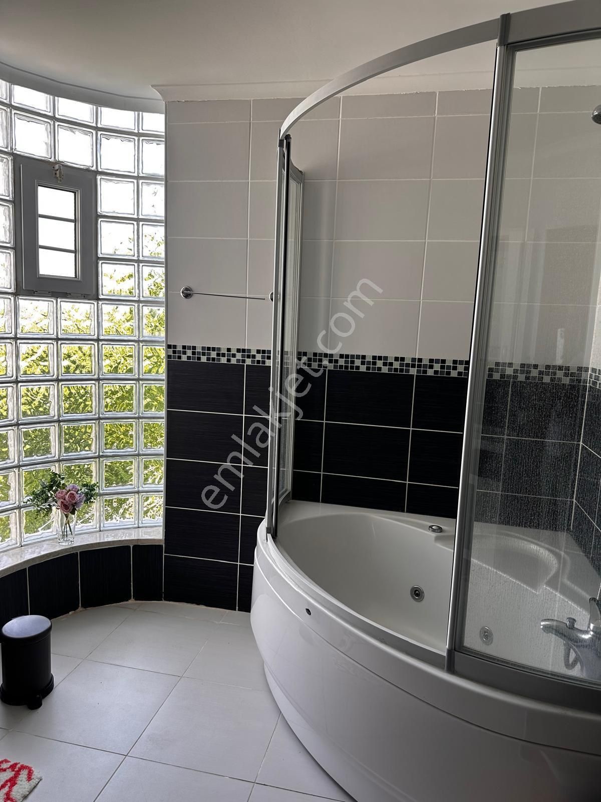 Belekte Sahile Yakın Müstakil Villa - Görsel 15