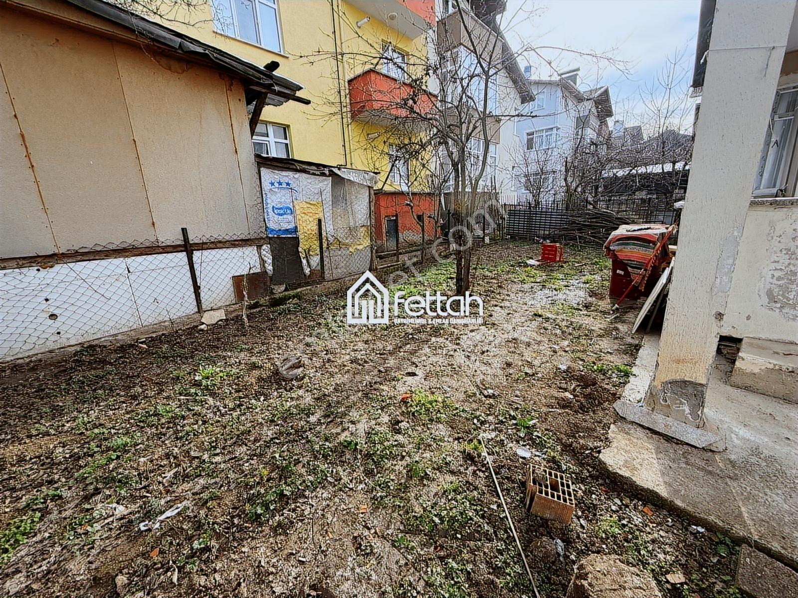 Kuzeykentte 2+1 Kiralık Çatı Katı Da Dahil Daire - Görsel 9