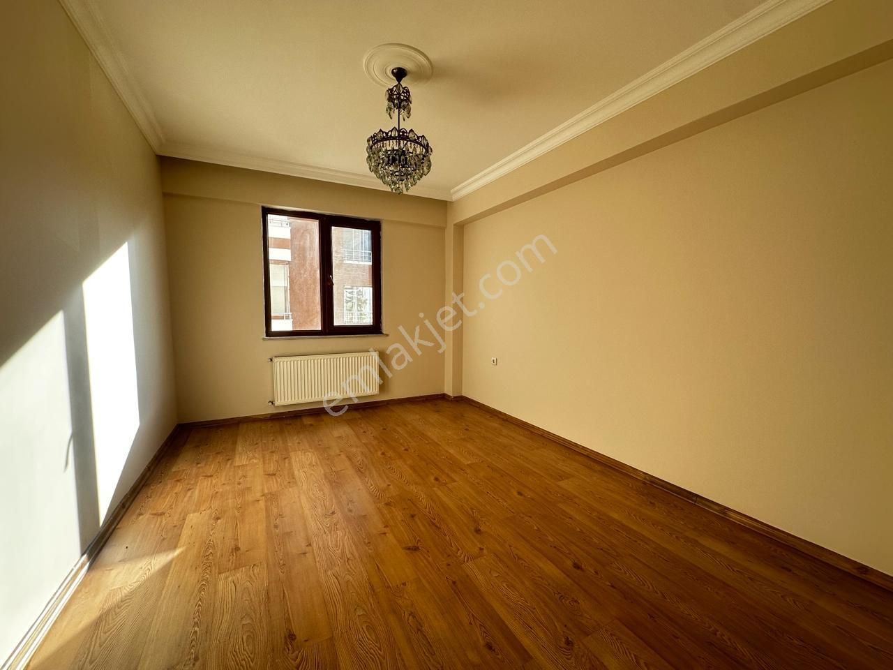 Çanakkale Merkez'de Site İçi Geniş Ve Kullanışlı Kiralık 3+1 Daire! - Görsel 16