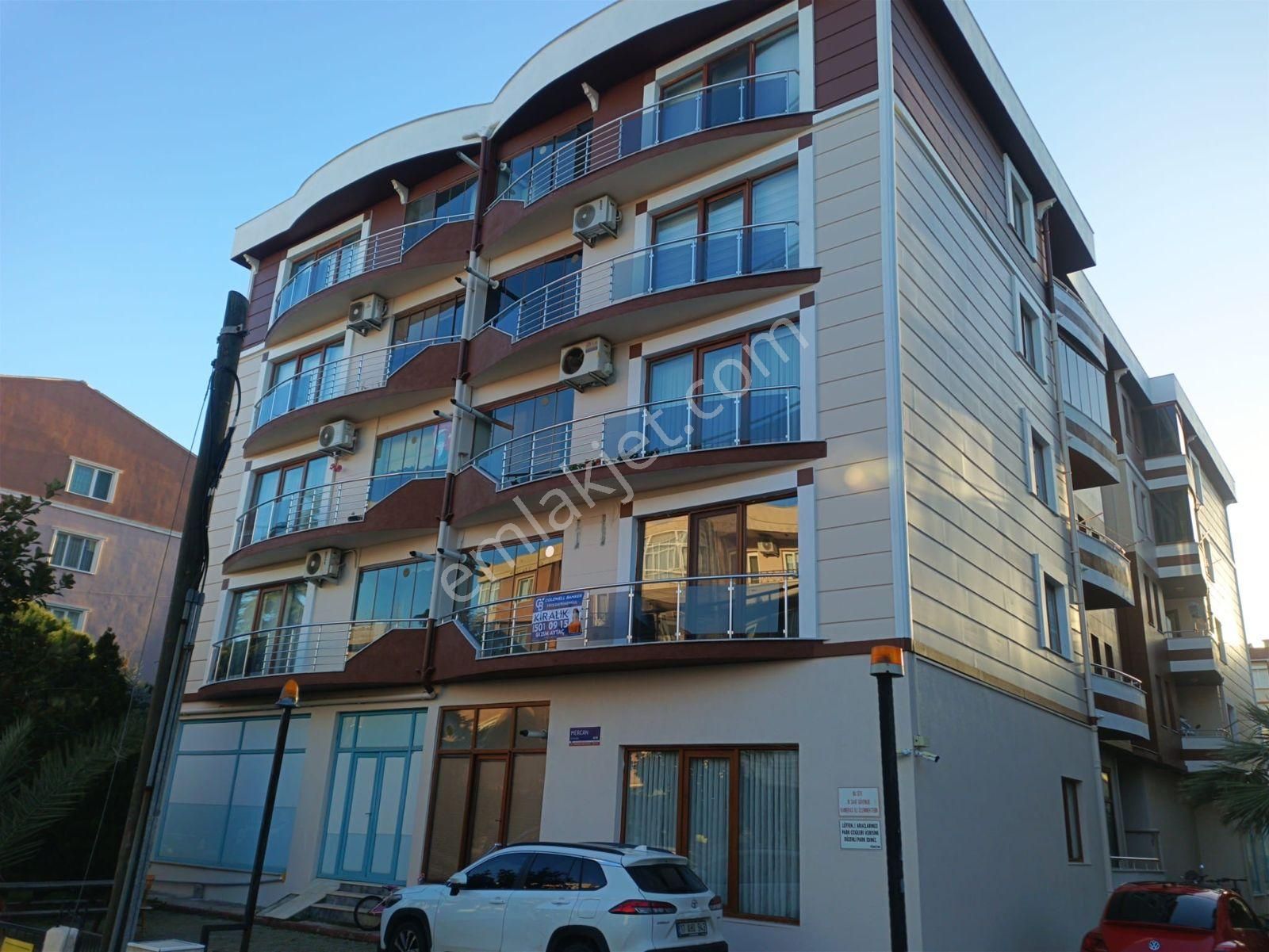 Çanakkale Merkez'de Site İçi Geniş Ve Kullanışlı Kiralık 3+1 Daire! - Görsel 3