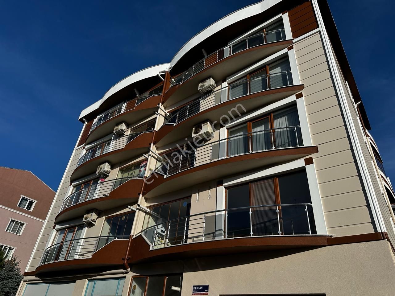 Çanakkale Merkez'de Site İçi Geniş Ve Kullanışlı Kiralık 3+1 Daire! - Görsel 32