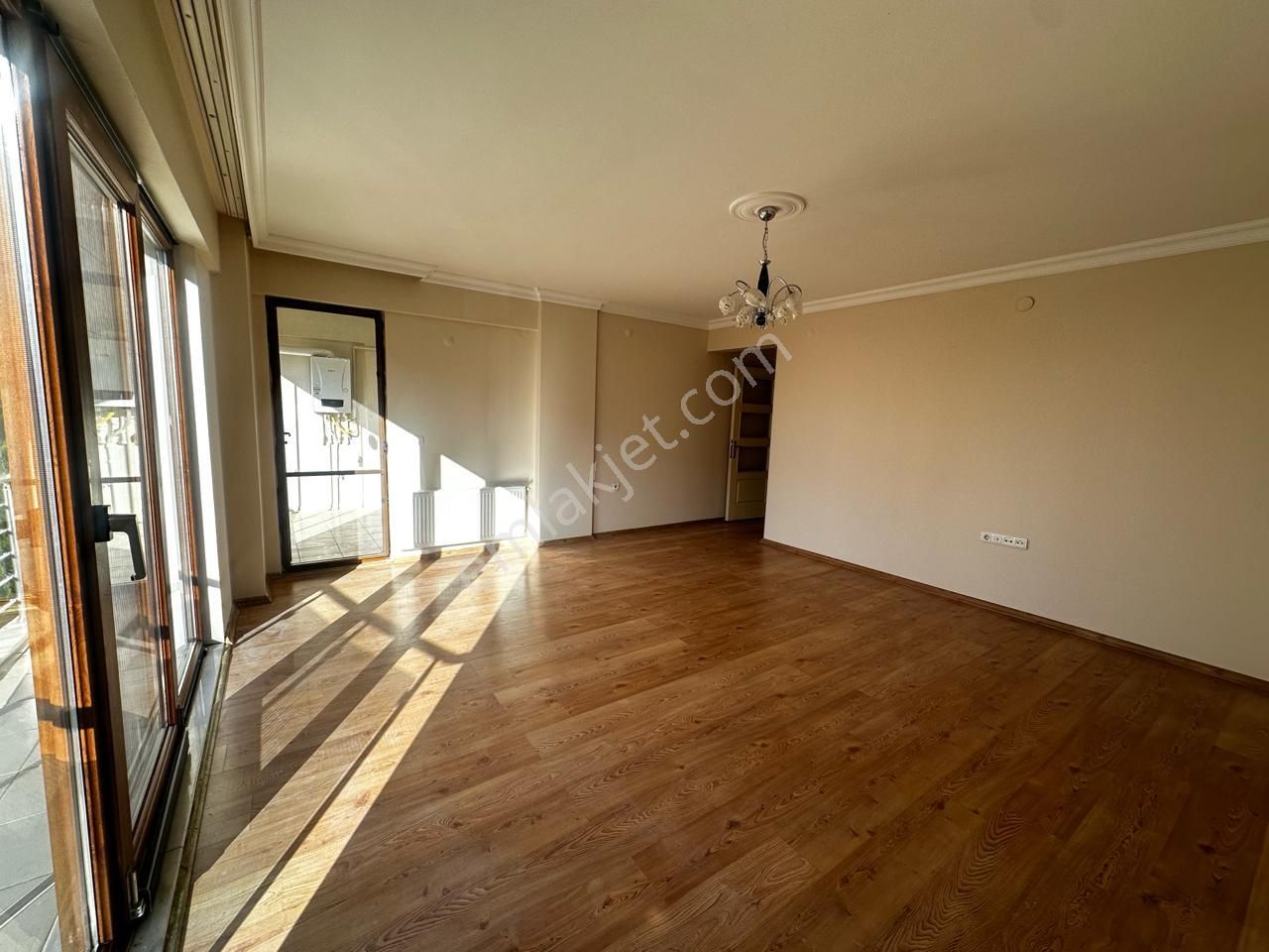 Çanakkale Merkez'de Site İçi Geniş Ve Kullanışlı Kiralık 3+1 Daire! - Görsel 7