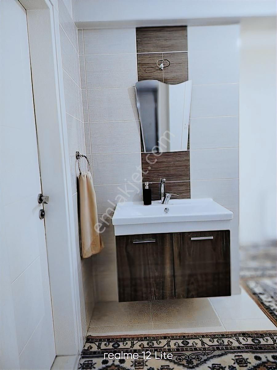 Cadde Üstü, Geniş 140m² - 3+1 Masrafsız Satılık Daire! - Görsel 11