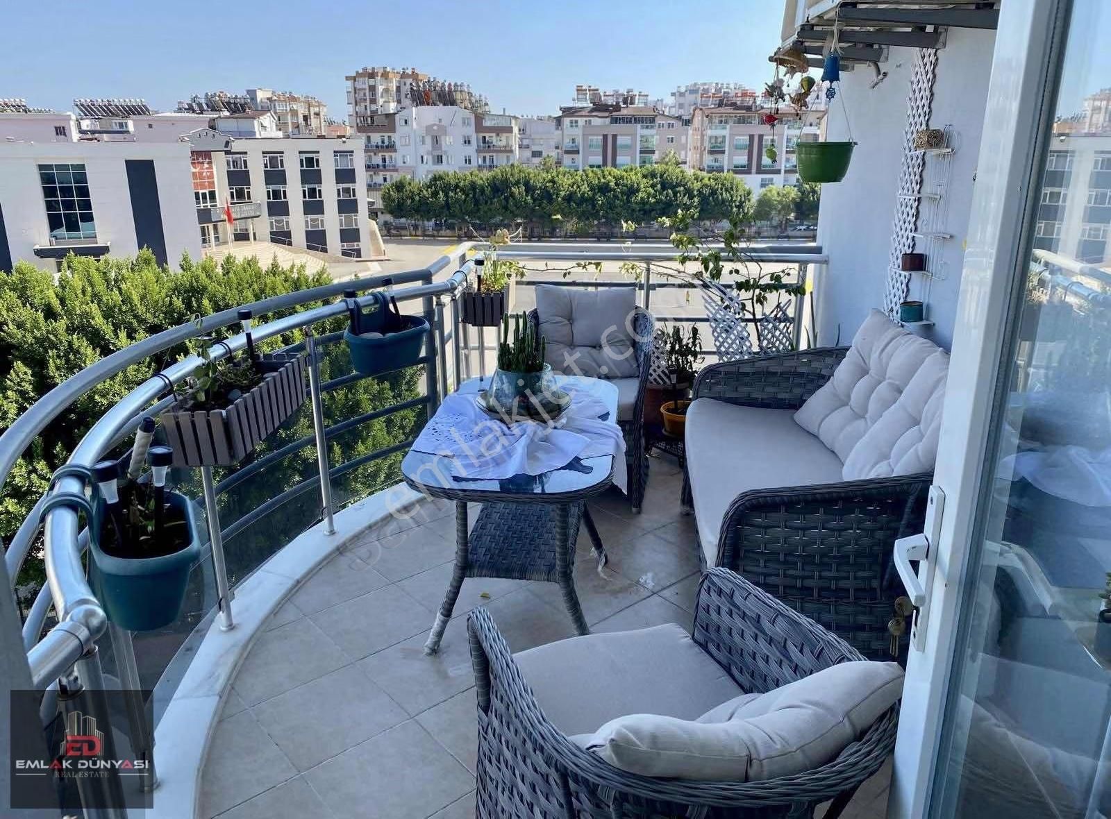 Dubleks Site İçerisinde Havuzlu Otoparklı 3+1 Havuz Cephe - Görsel 19