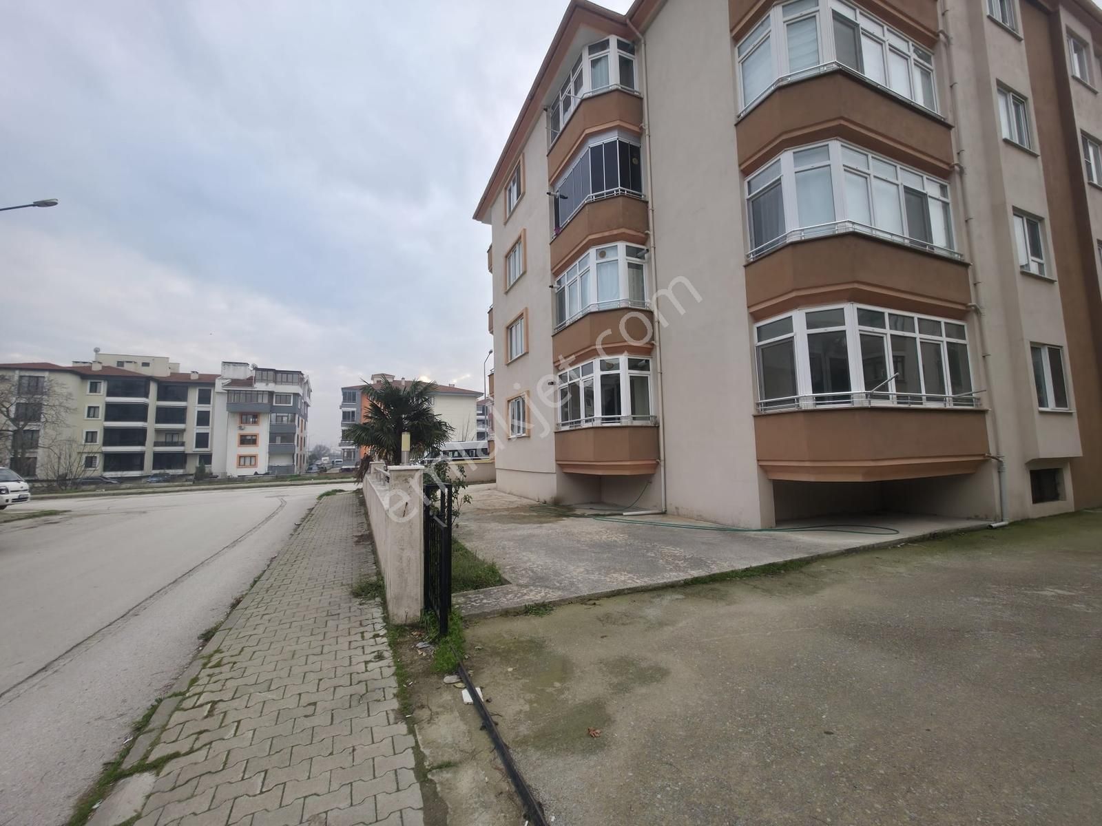 Toygar Mahallesi Geniş Ferah 128 M2 Kiralık 3+1 Daire - Görsel 31