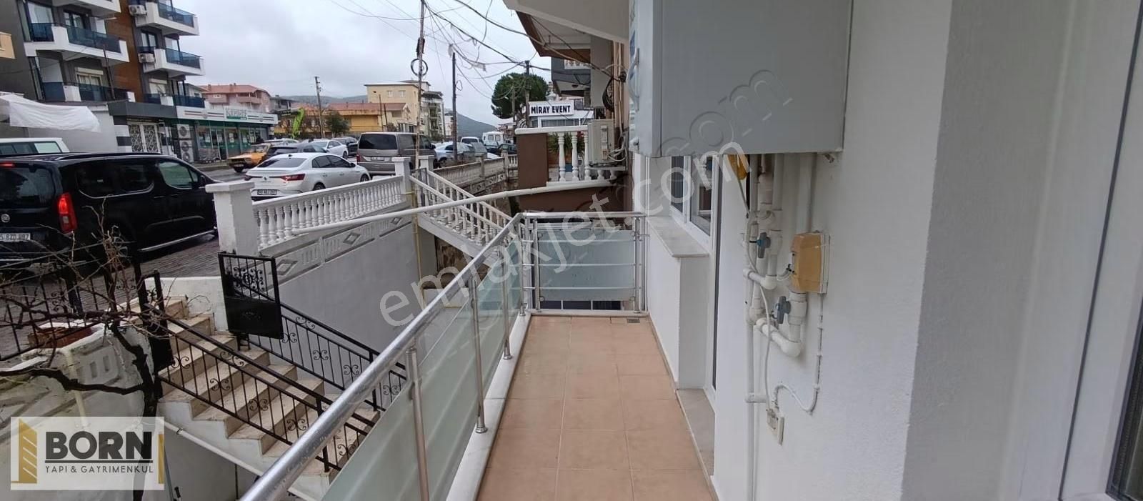 İzmir Bornova İnönü Mah.sıfır Gibi 3+1 Kiralık Daire - Görsel 5