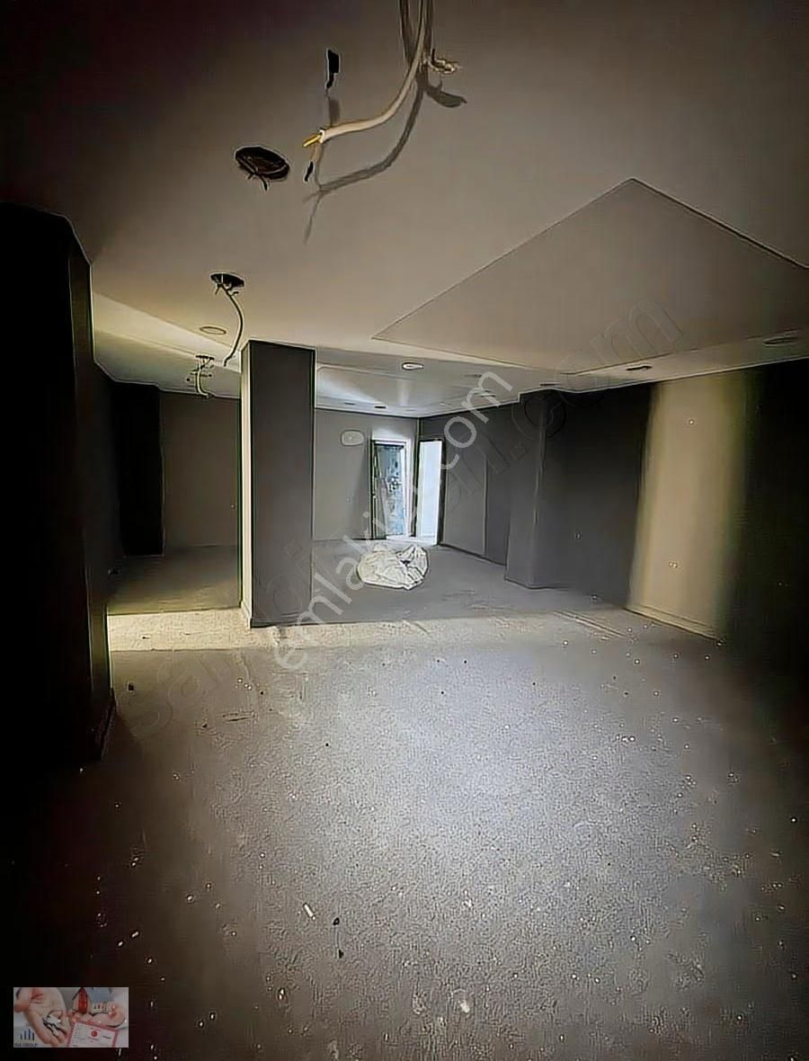 Laleli Tramvay Manzaralı Kiralık 250 M2 Ofis Magaza - Görsel 19