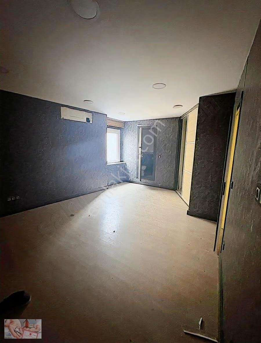 Laleli Tramvay Manzaralı Kiralık 250 M2 Ofis Magaza - Görsel 11