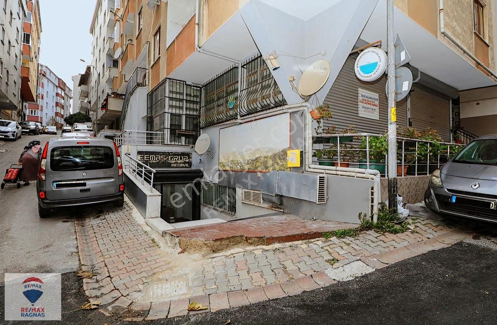 Ümraniye Namık Kemal Mah Kiralık 250 M2 İşyeri -depo-imalathane