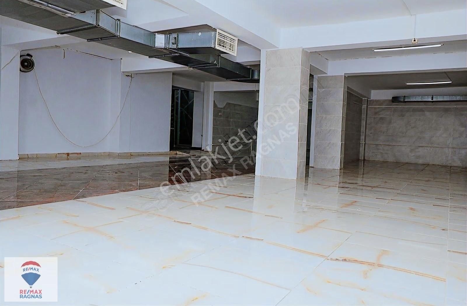 Ümraniye Namık Kemal Mah Kiralık 250 M2 İşyeri -depo-imalathane - Görsel 12