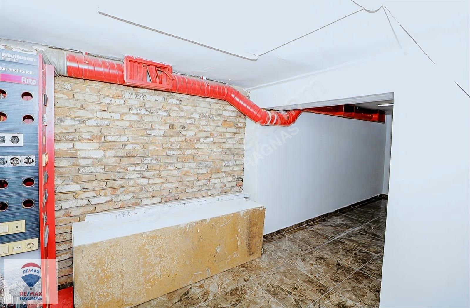 Ümraniye Namık Kemal Mah Kiralık 250 M2 İşyeri -depo-imalathane - Görsel 6