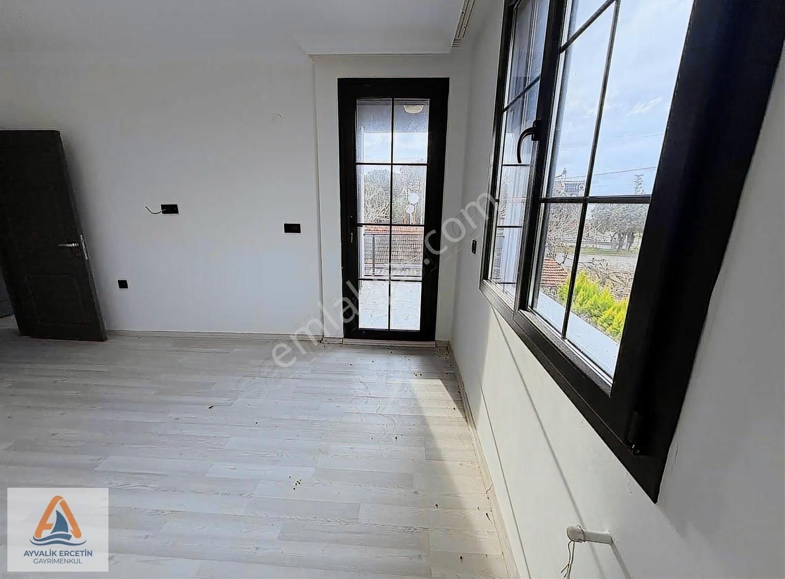 Altınova Deniz Manzaralı 4+1 Site İci Vılla - Görsel 18
